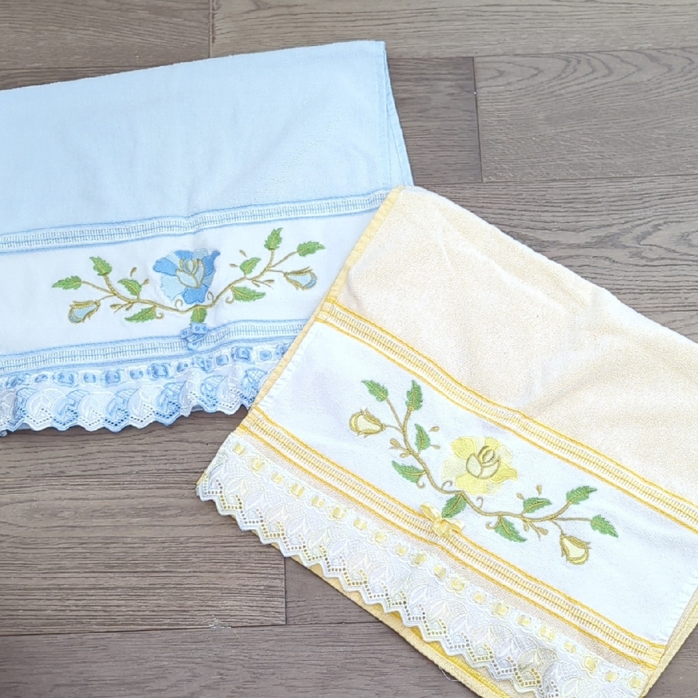 Two NWOT Cotton Vintage Floral Embroidered Hand Towels
